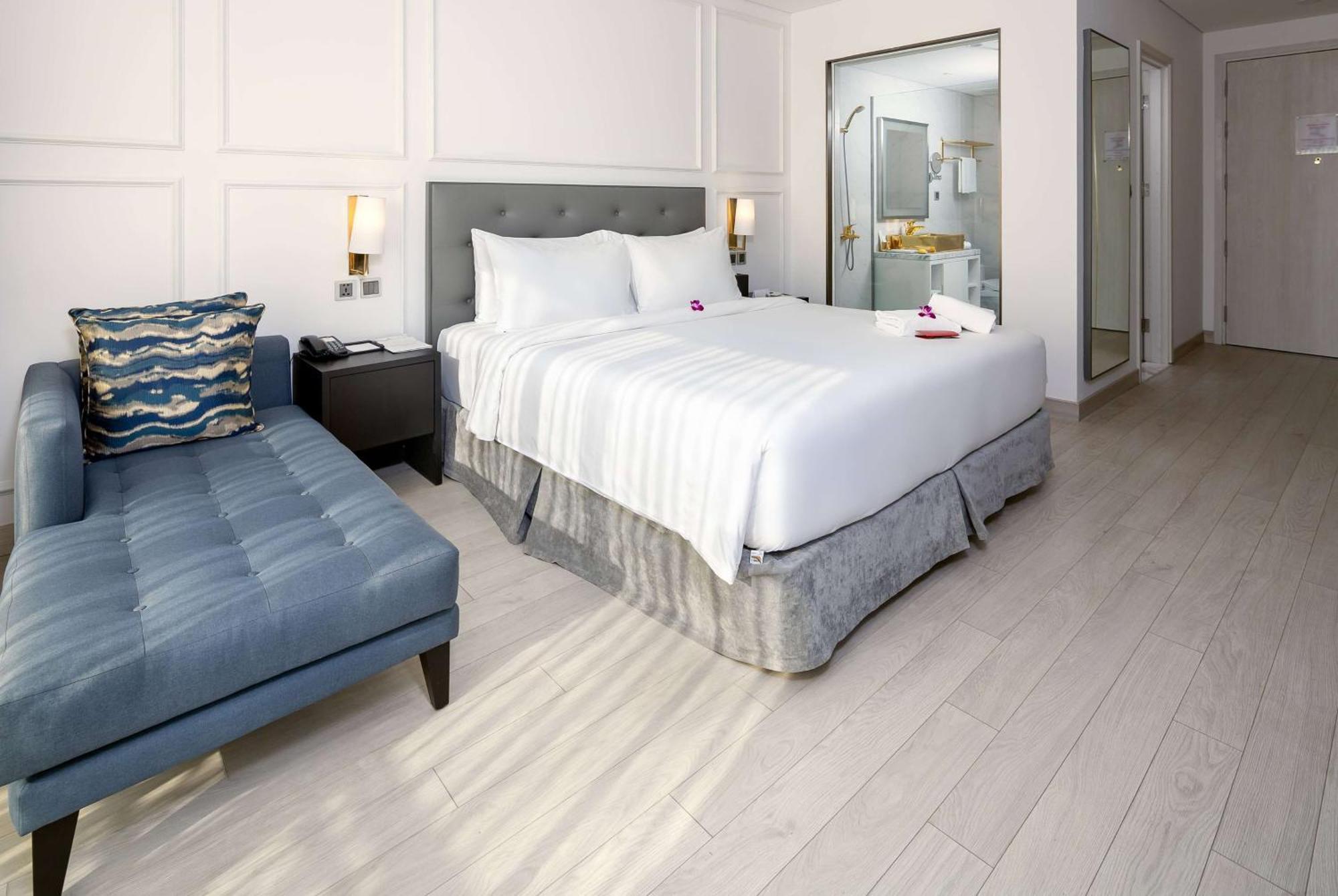 Wyndham Golden Bay 5* Đà Nẵng