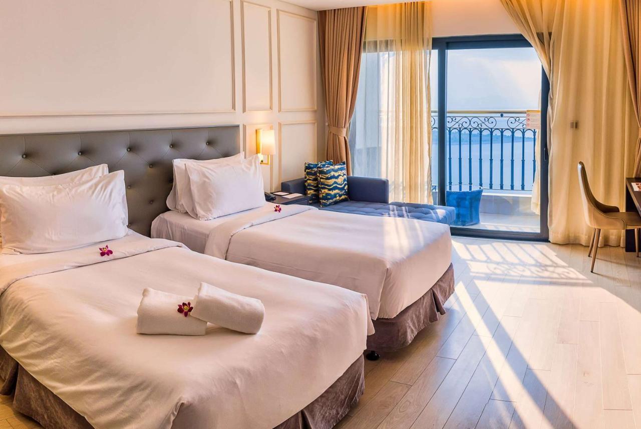 Hotel Wyndham Golden Bay Da Nang