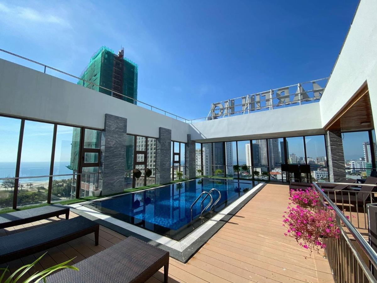 Martin Ho & Hotel Da Nang