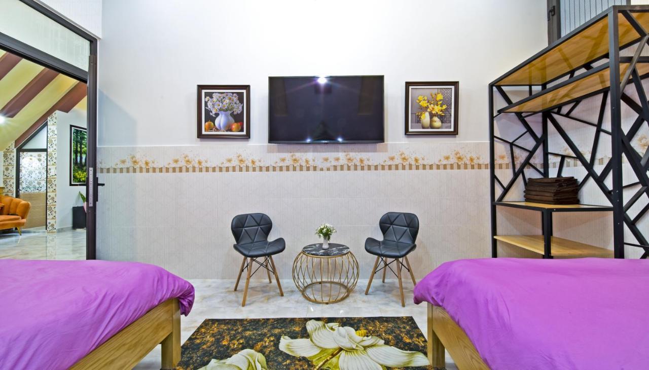 Vuong Bao Bed & Breakfast