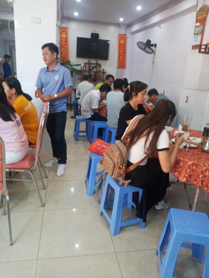 Hotel Khach San Tu Anh Ha Tien