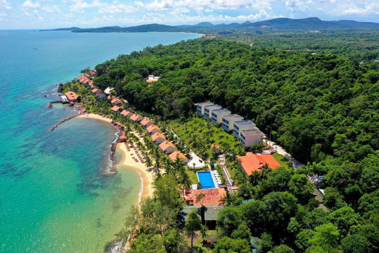 Sea Sense Resort 4*