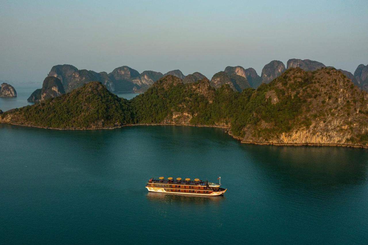 Nostalgia Halong Cruise Ha Long