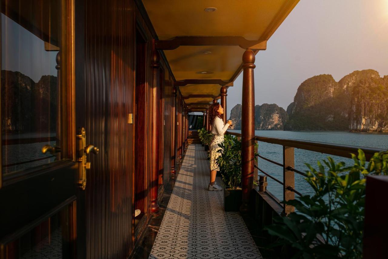 Nostalgia Halong Cruise * Ha Long