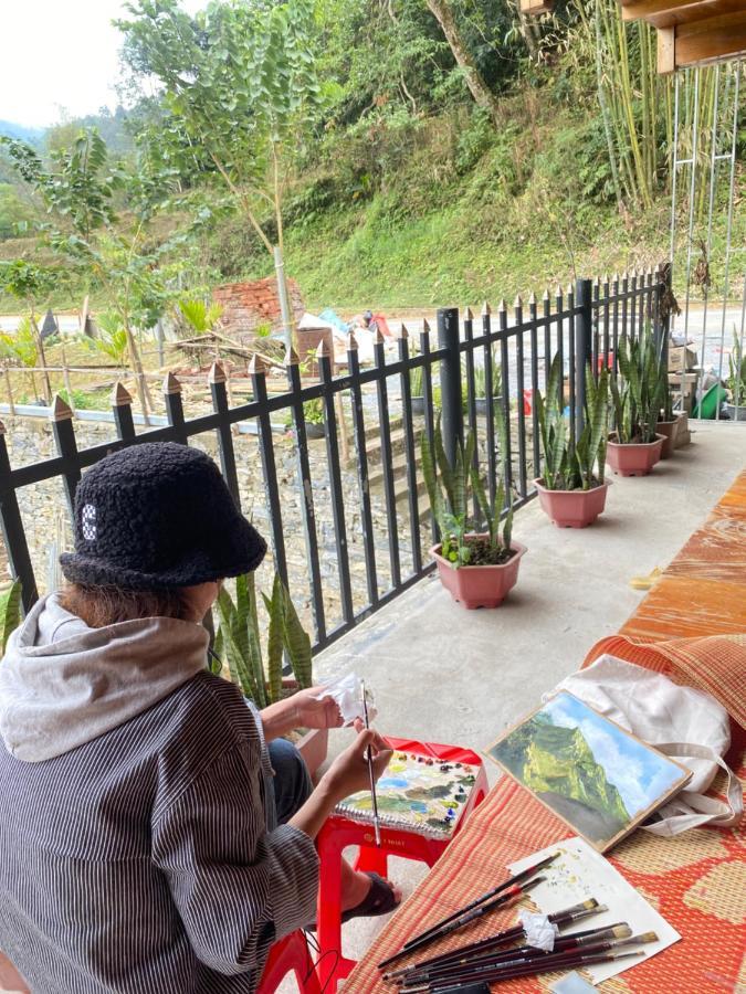 Du Gia Lo Lo Homestay Ở trọ *