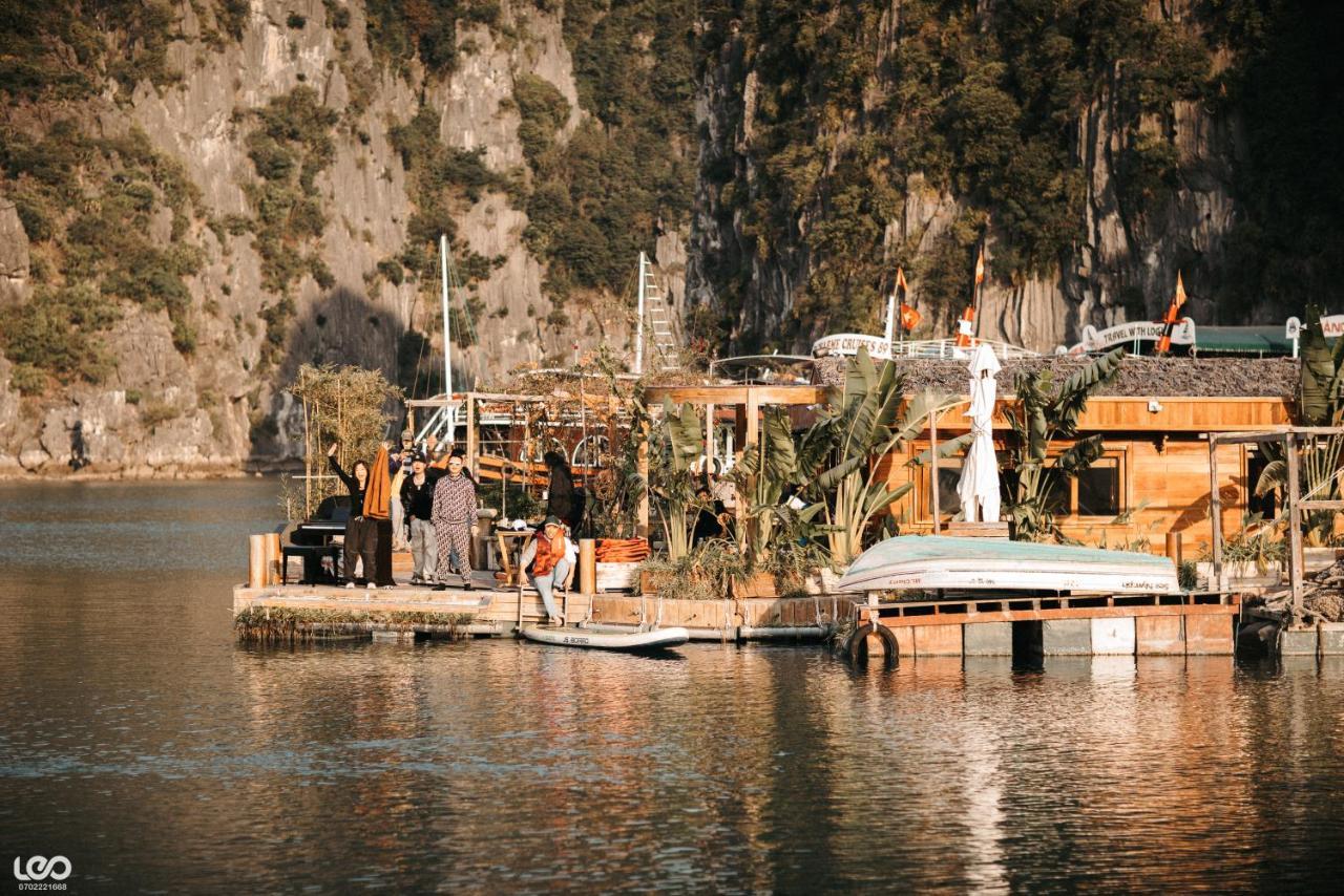 Lan Ha Floating Homestay *