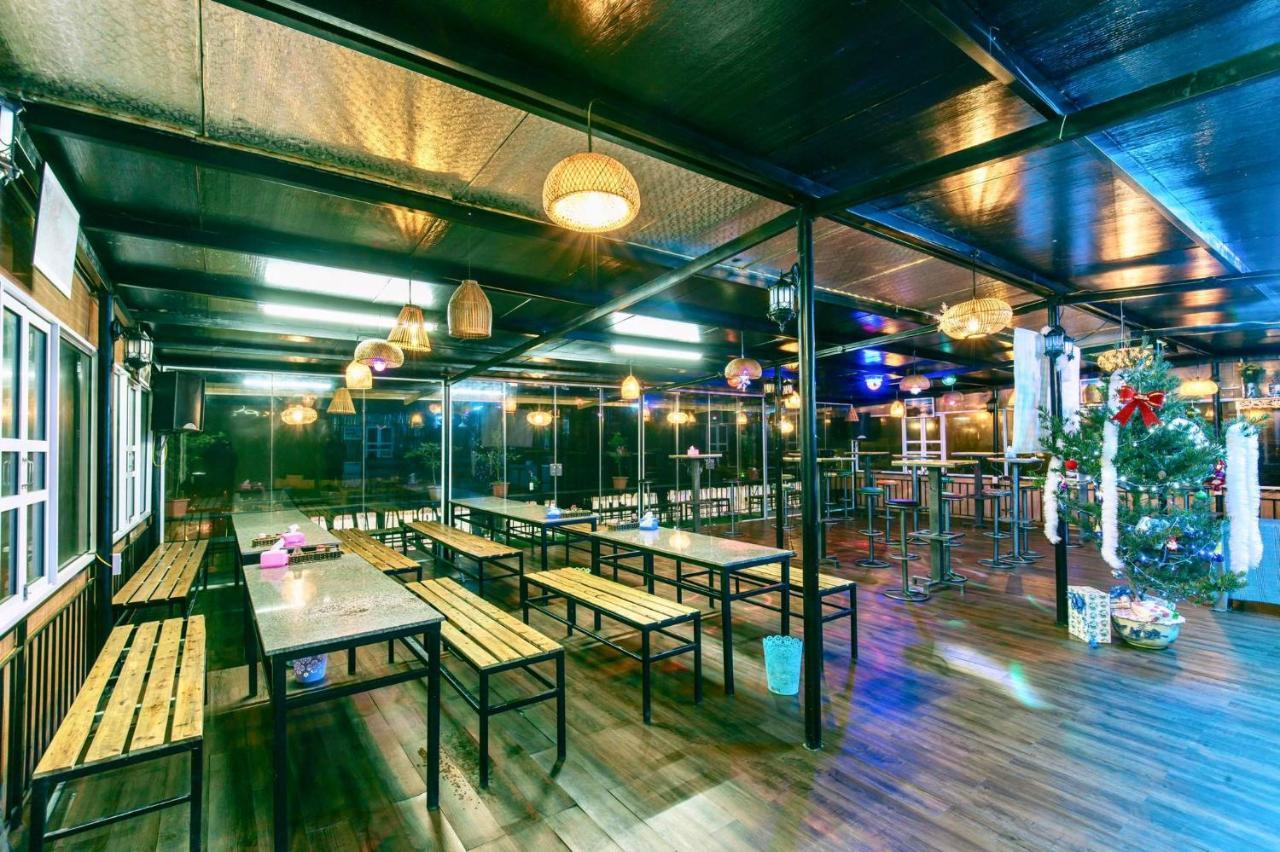 Center View Hotel