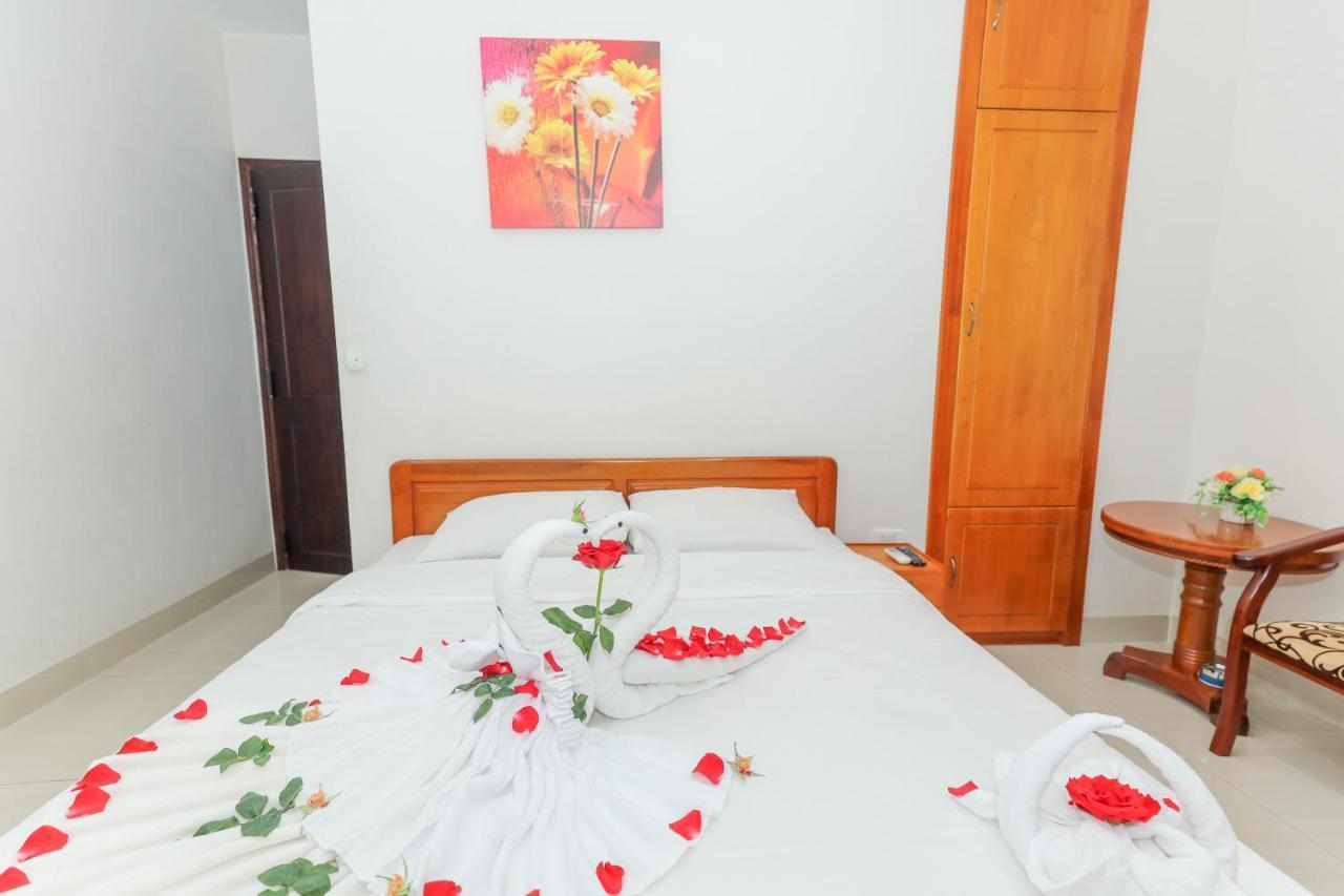 Khach San Ciao Hotel *