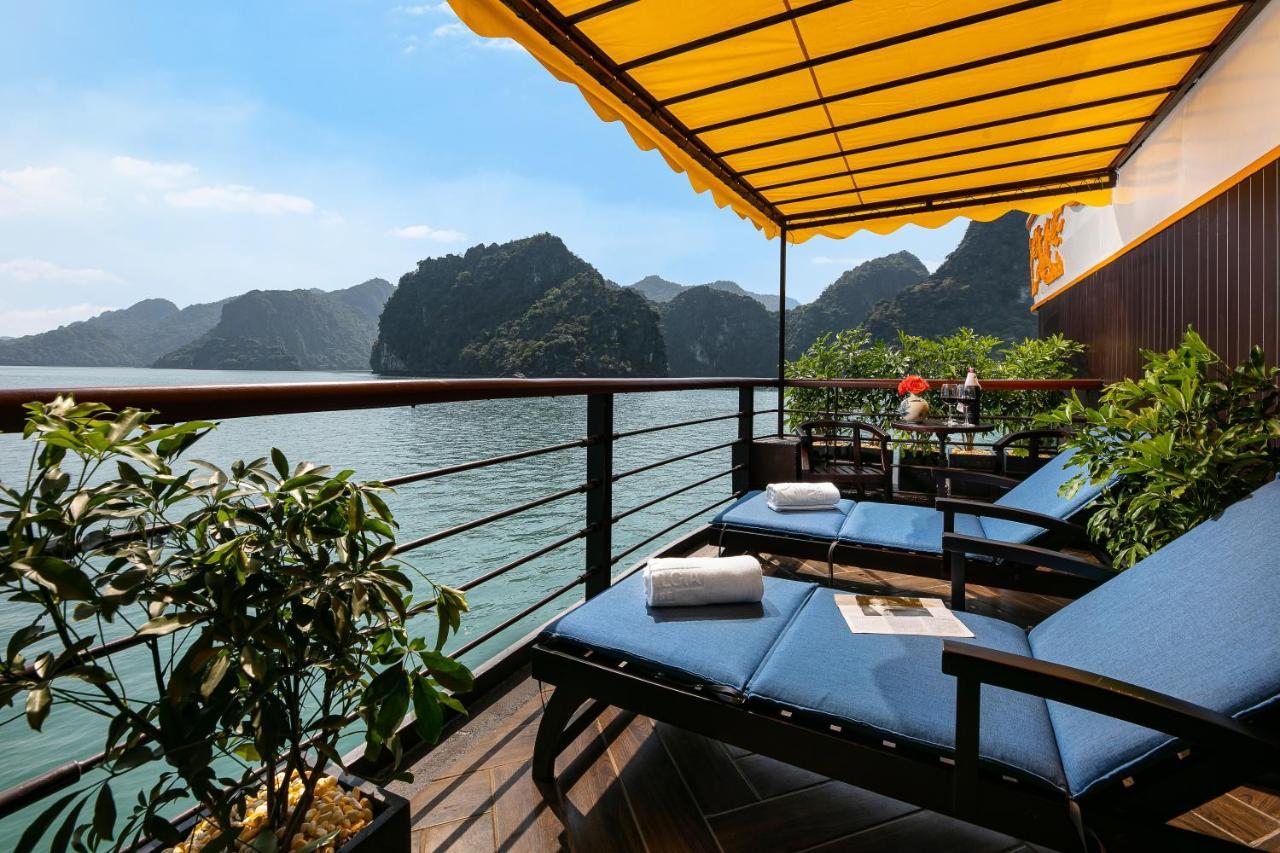 Nostalgia Halong Cruise *