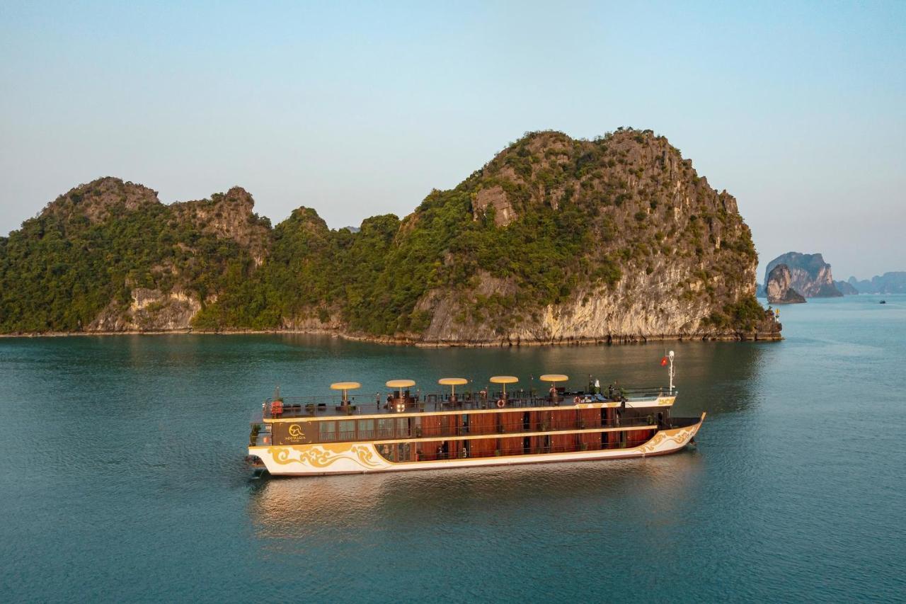 Nostalgia Halong Cruise Botel