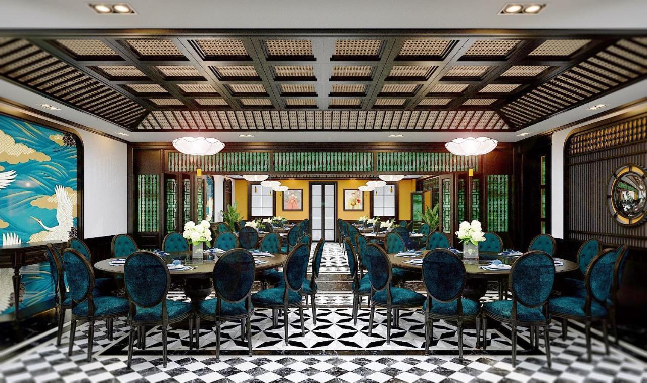Grand Fleuve Boutique Hạ Long