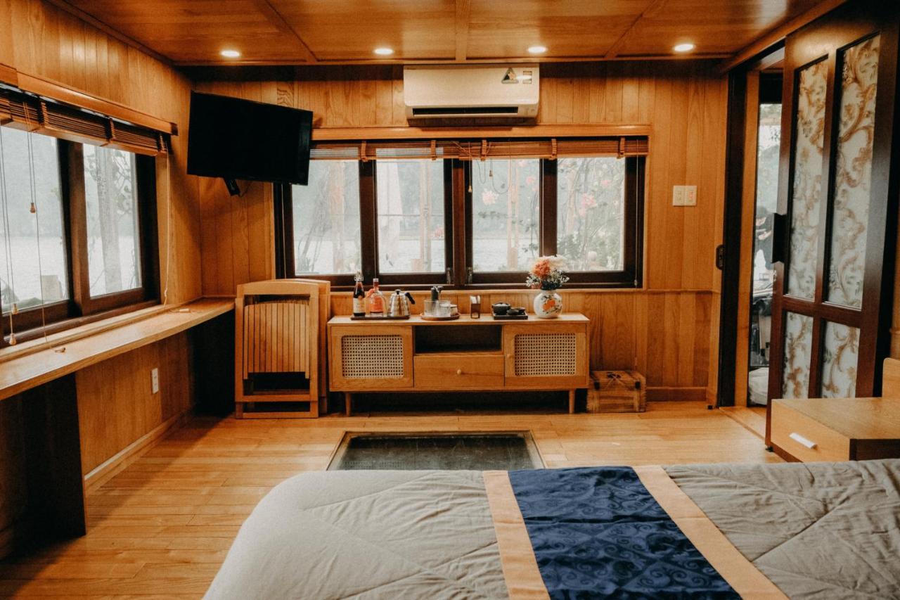 Lan Ha Floating Homestay Dong Khe Sau
