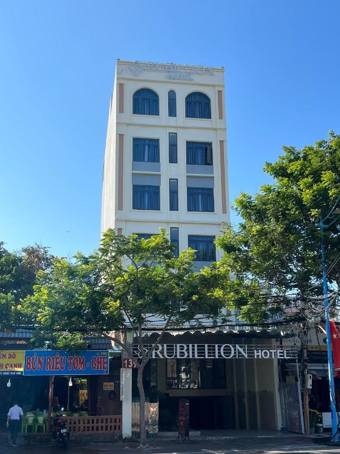 Rubillion - 5-min Walking To Back Hotel