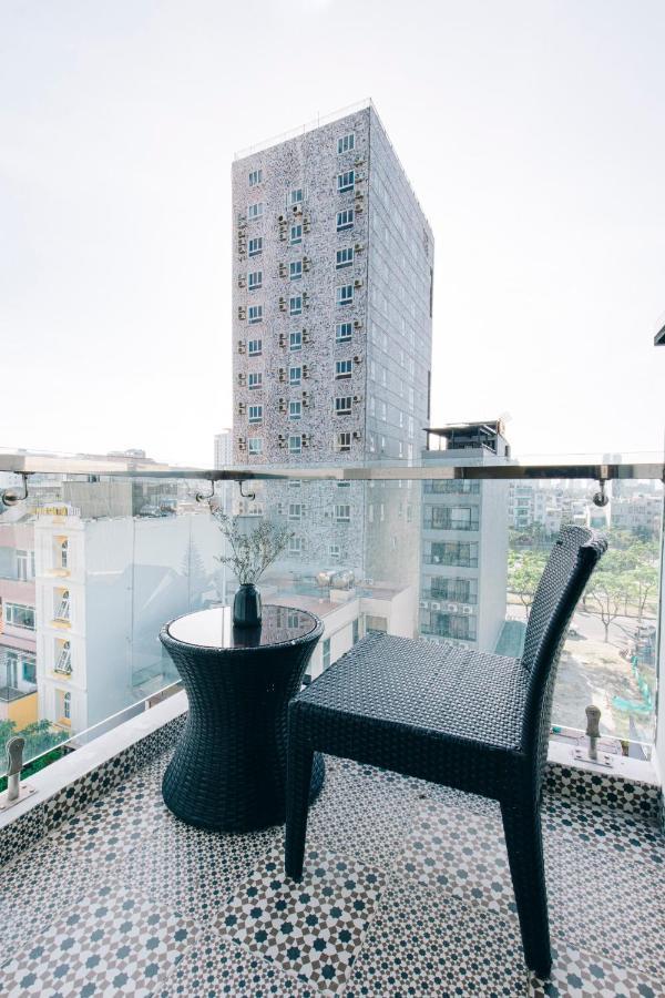 Martin Ho & Da Nang