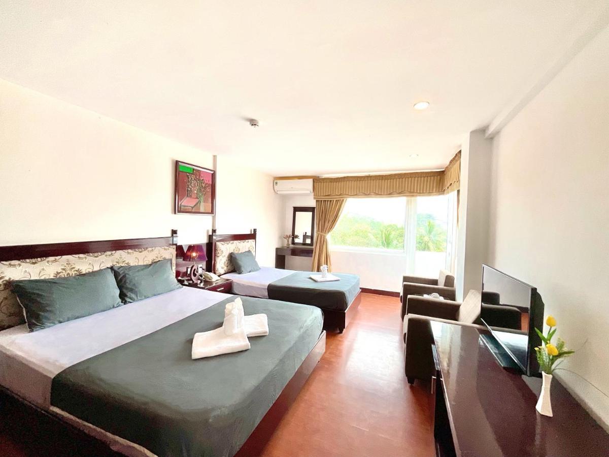 Maya Hotel