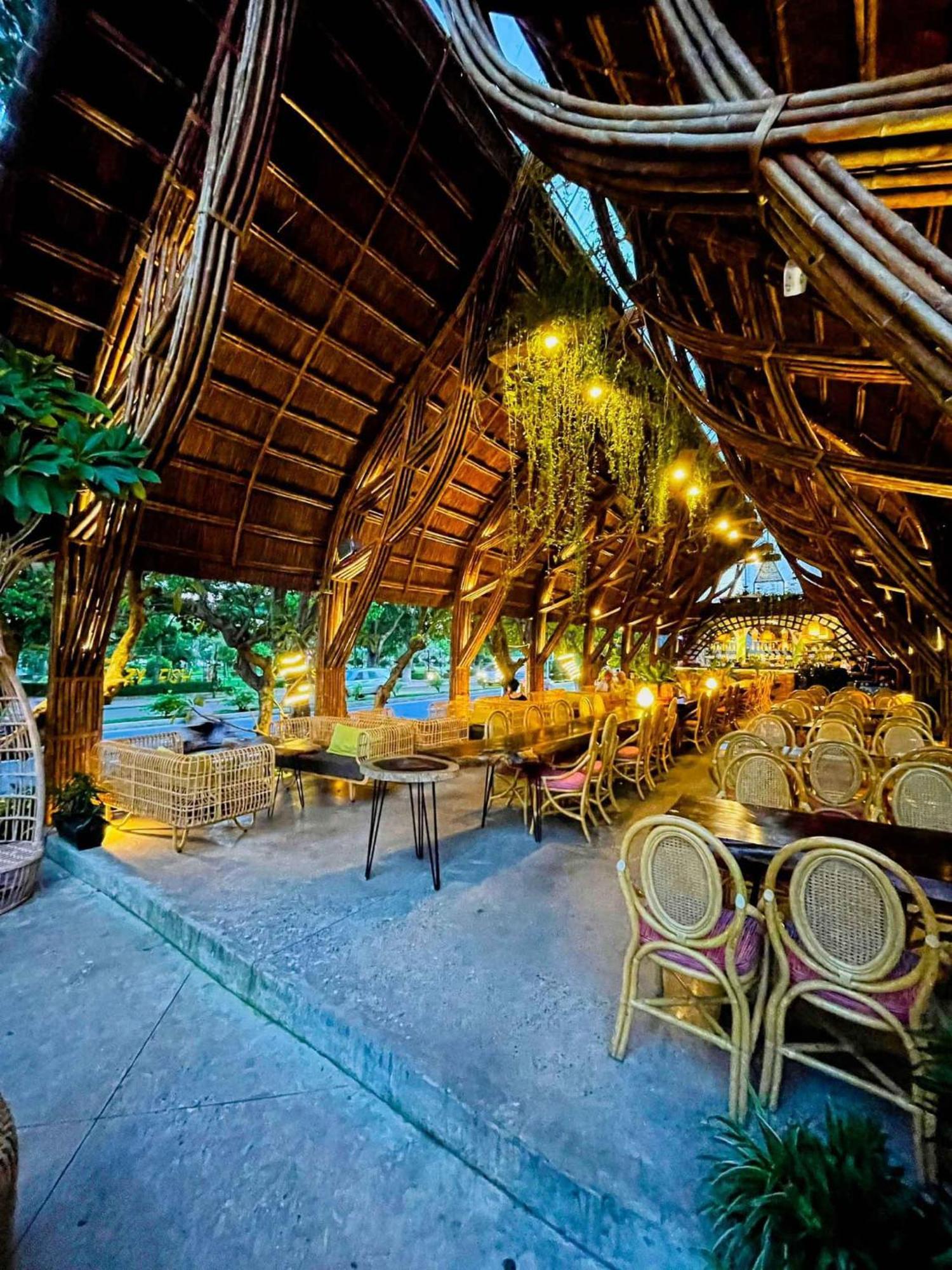 Hotel The Light 4*