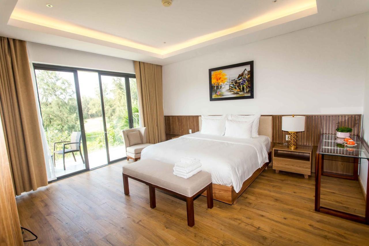 Deluxe Ocean Along The Resort 5*