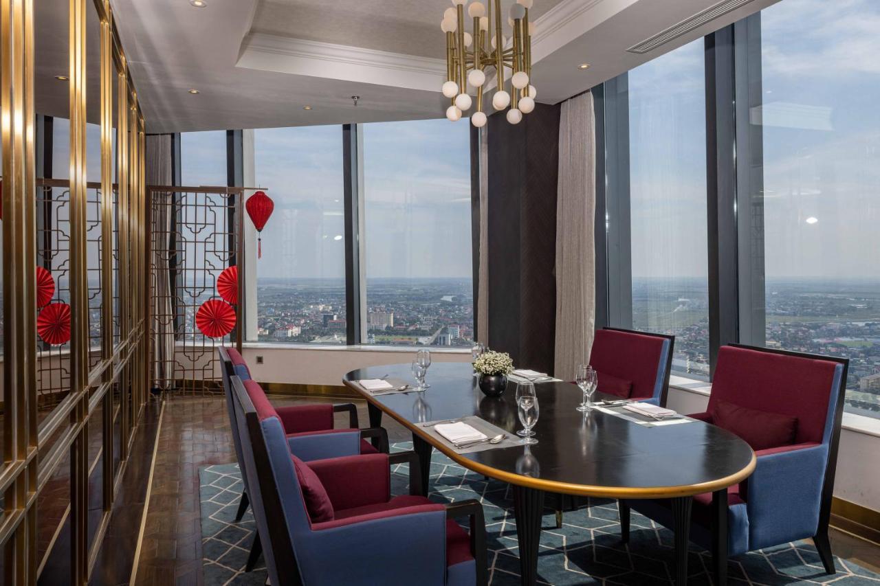 Melia Vinpearl Hotel 5*