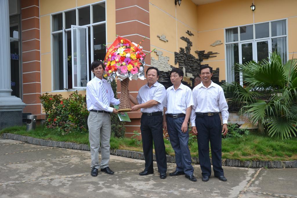 Hotel Yen Nhi 3*