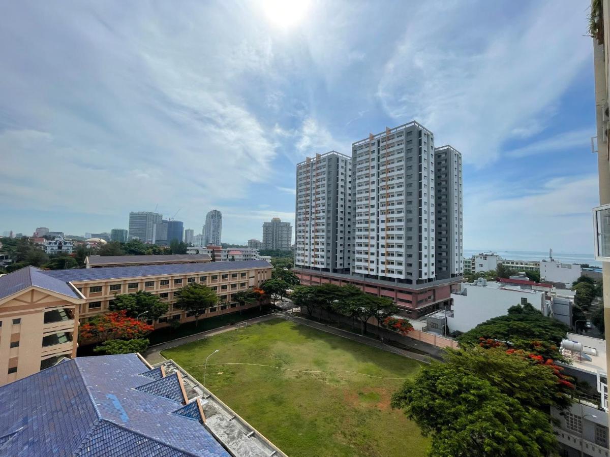 Apartment In Osc Land