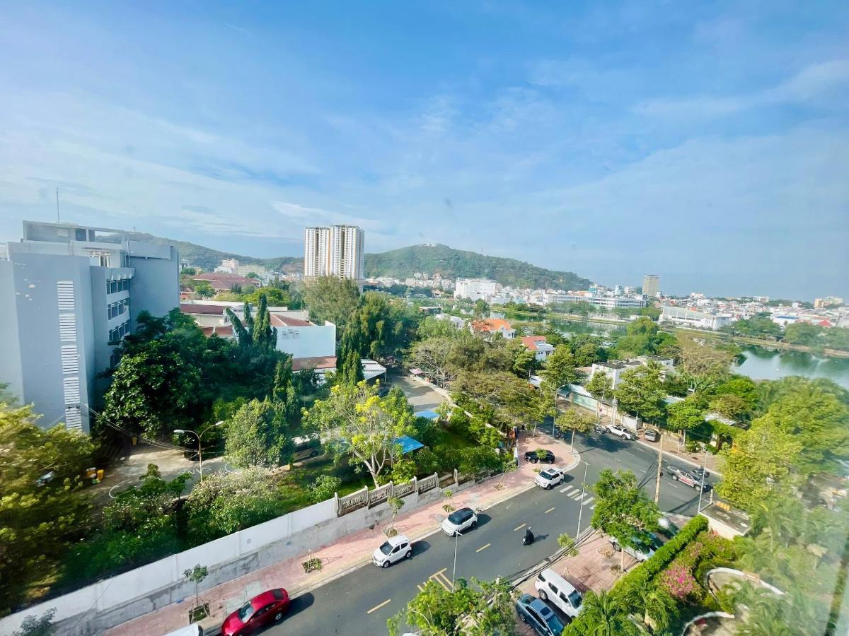 Apartment In Osc Land