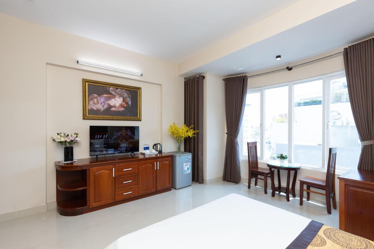 Hotel Queen Garden