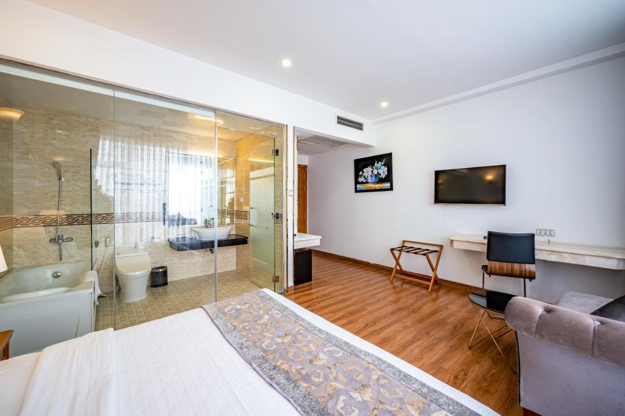 Acnos Grand 3* Ho Chi Minh City