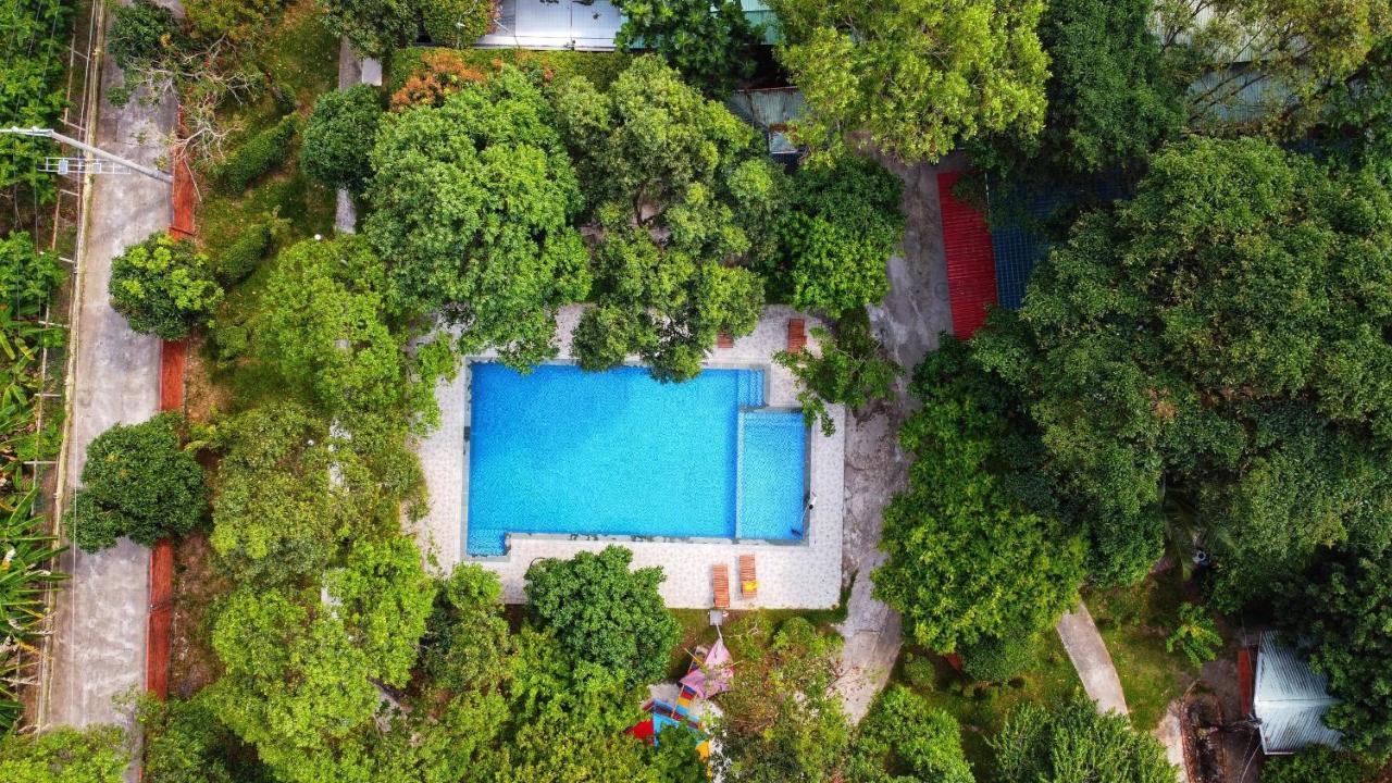 Minh Vuong Village & Restaurant Resort