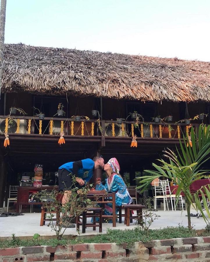 Bee Lucky Homestay Cat Ba Island