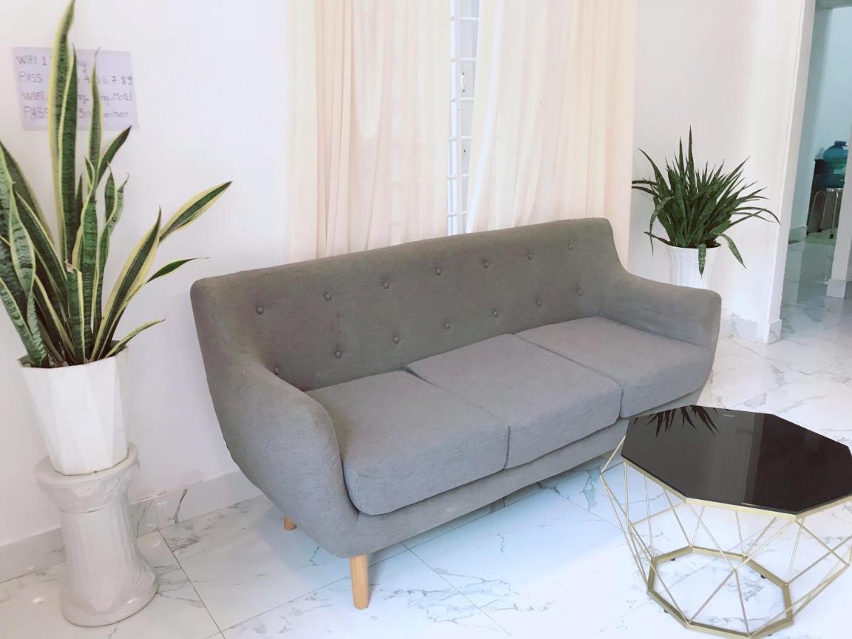 Rose Apartment *