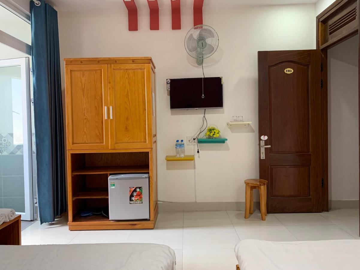 1995 House Hotel