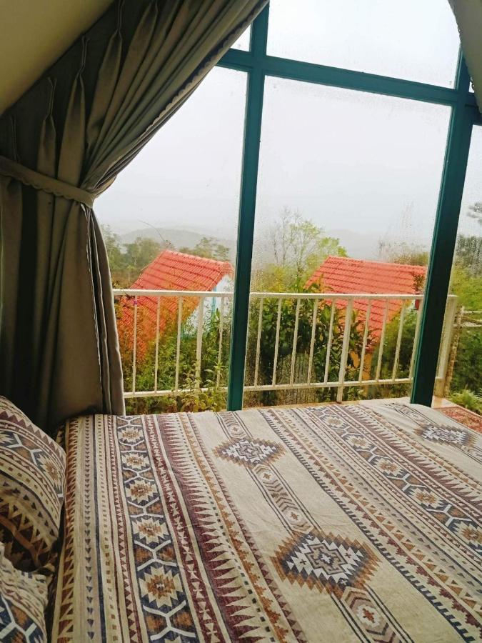 Ở trọ Paradiso Măng đen *