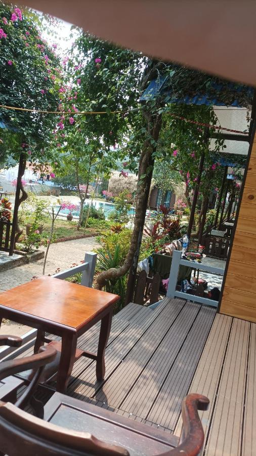 Green Homestay *