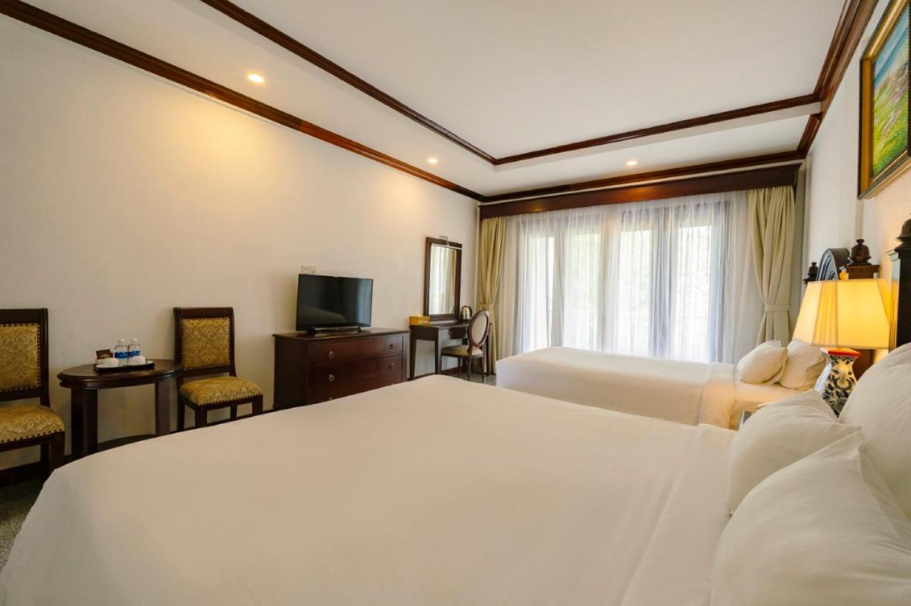 Tahiti Hotel 4*