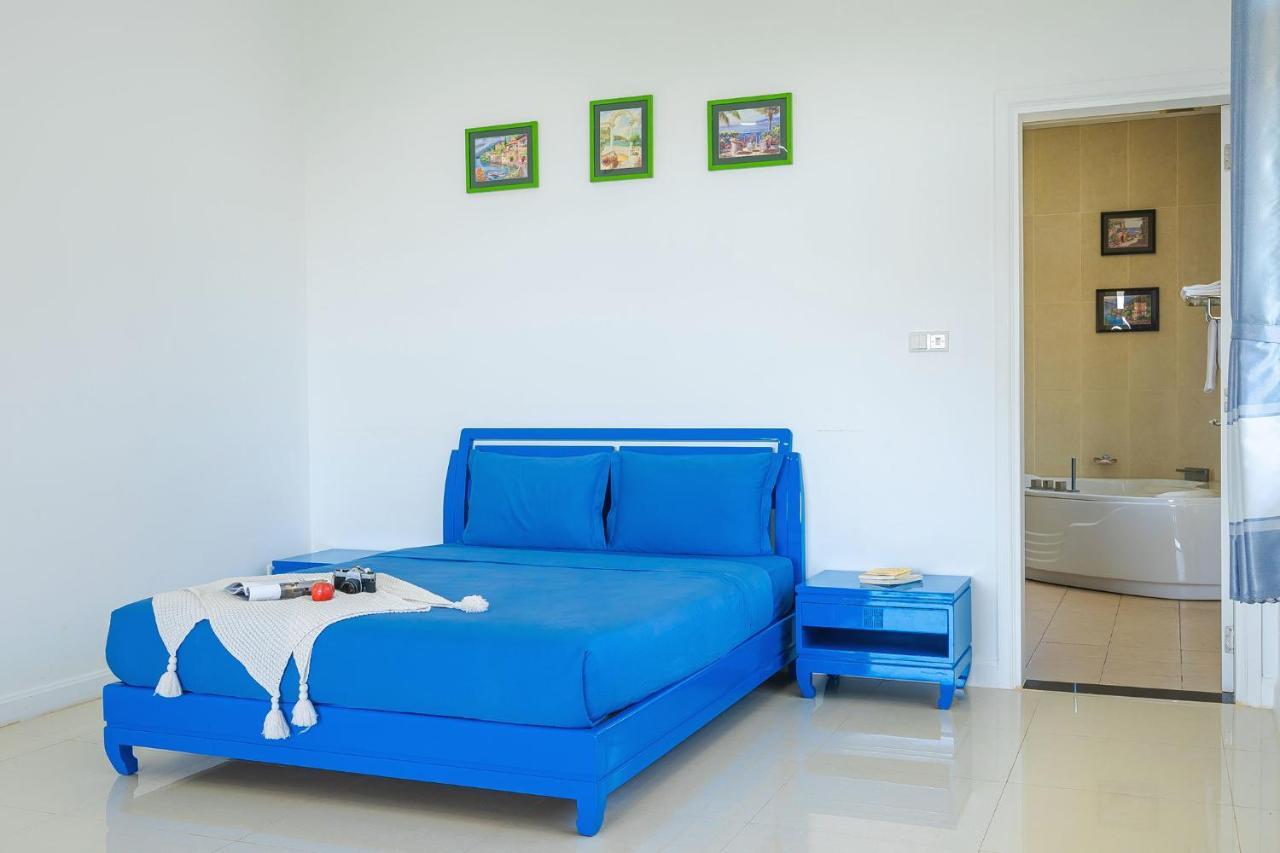 Villa Casa - Floral Park- Sealinks