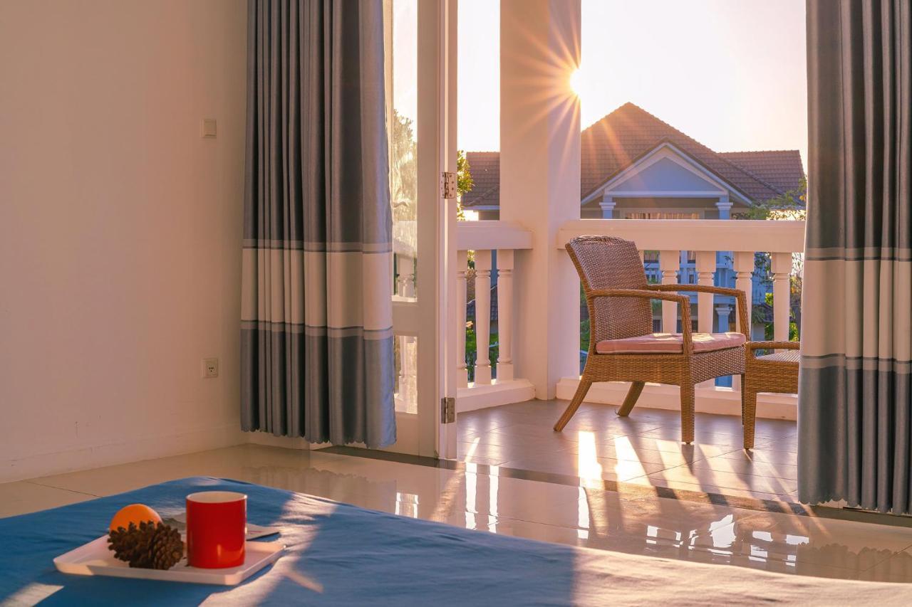 Villa Casa - Floral Park- Sealinks