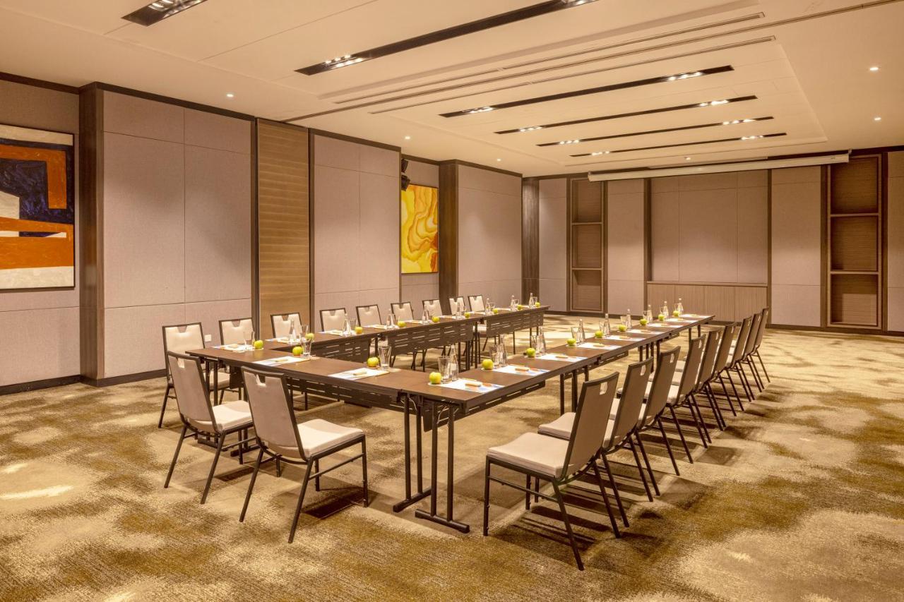 Melia Vinpearl 5*
