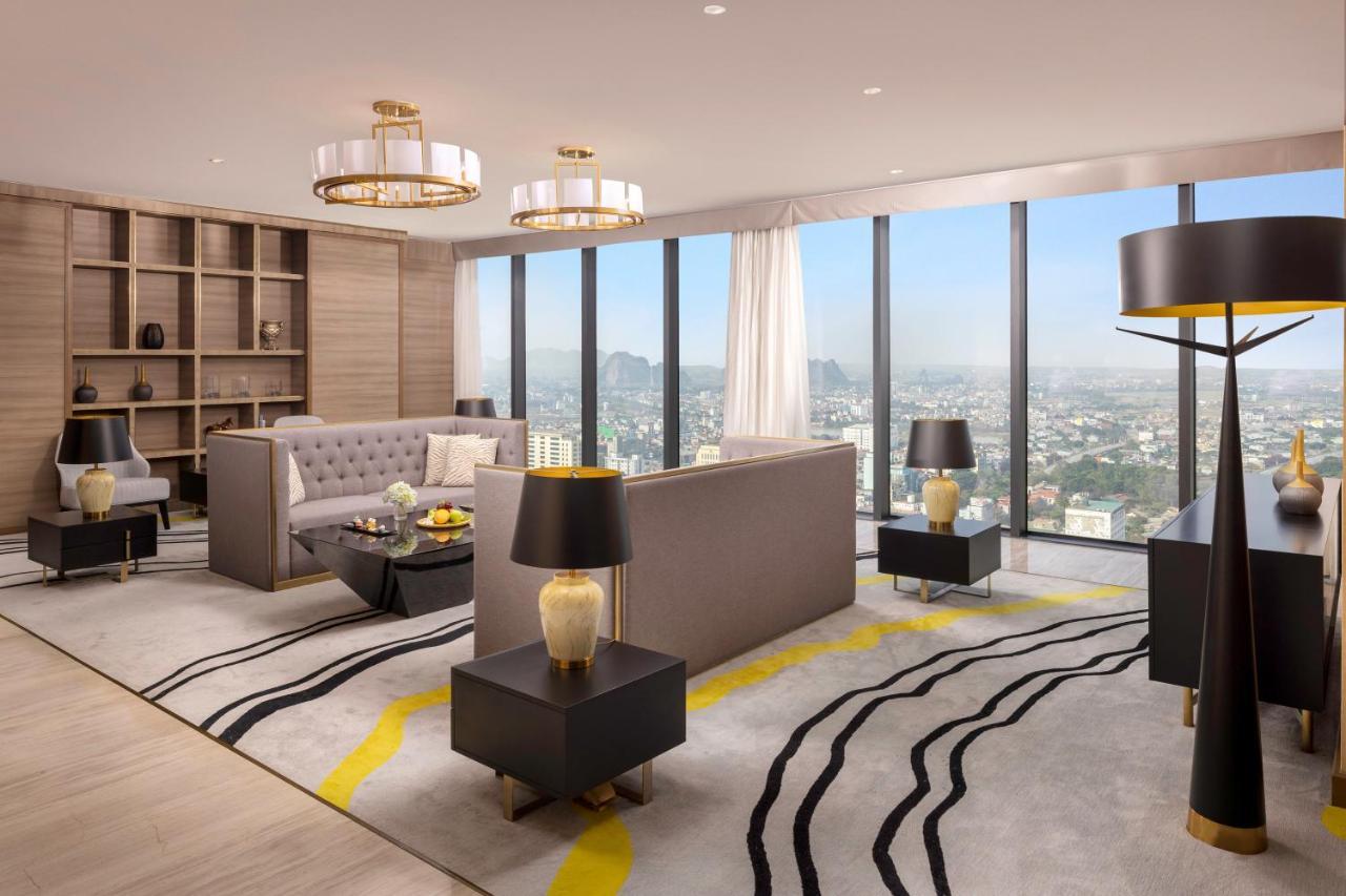 Melia Vinpearl Khách sạn 5*
