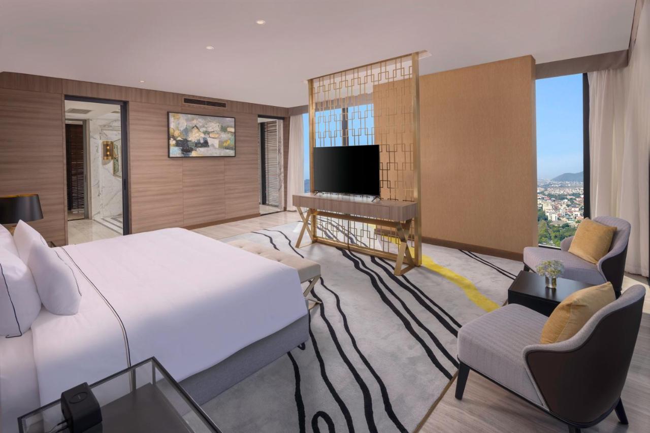 Khách sạn Melia Vinpearl