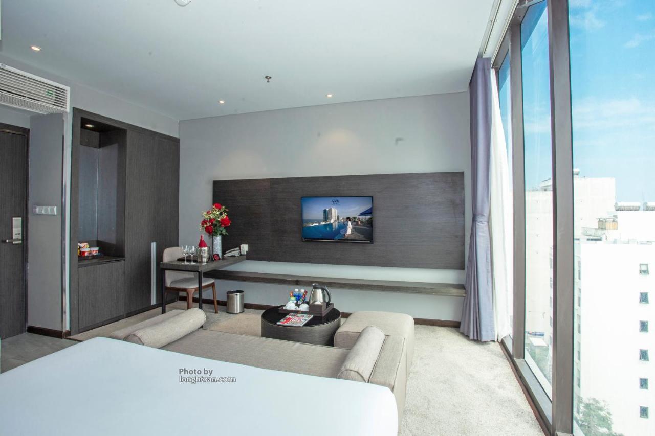 Grand Ocean Luxury Boutique - Infinity Rooftop Pool 4* Da Nang