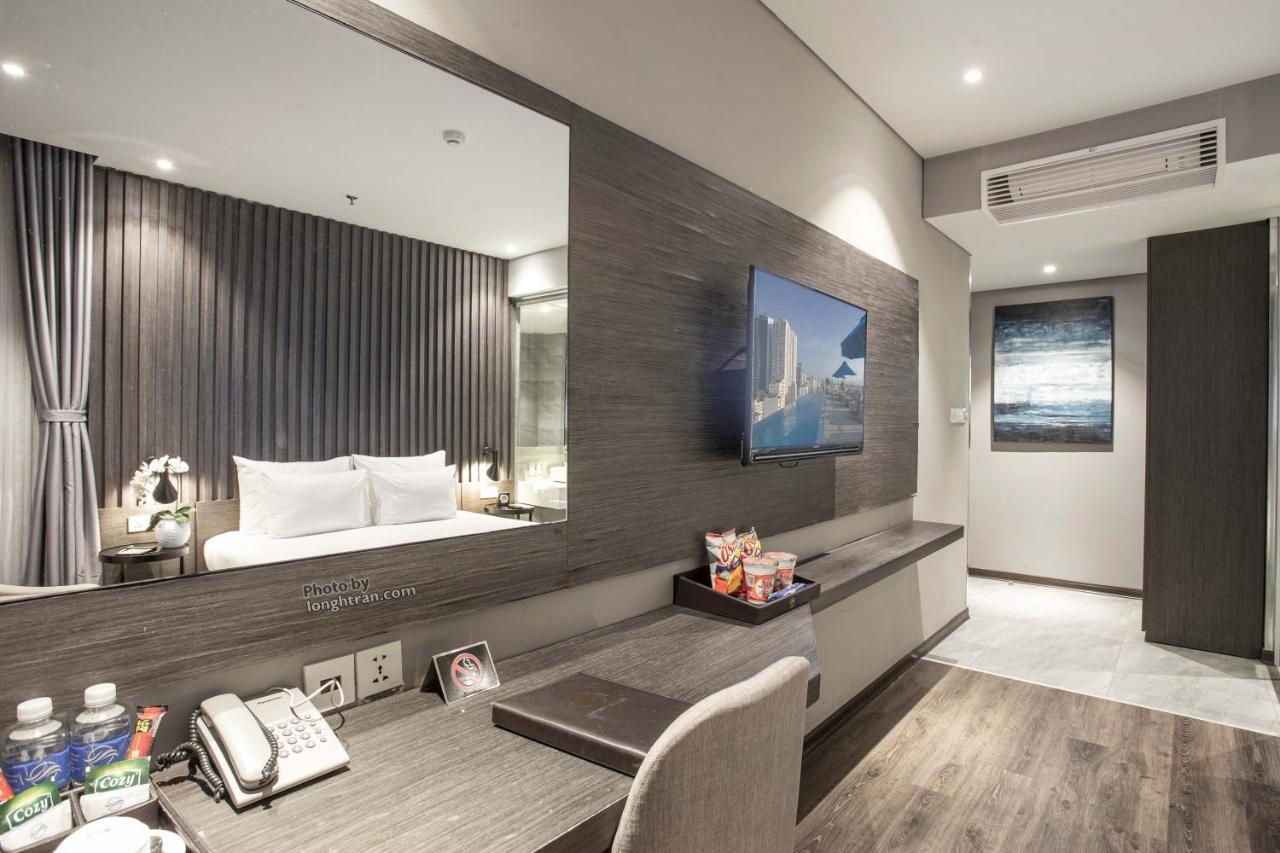 Grand Ocean Luxury Boutique - Infinity Rooftop Pool Hotel Da Nang