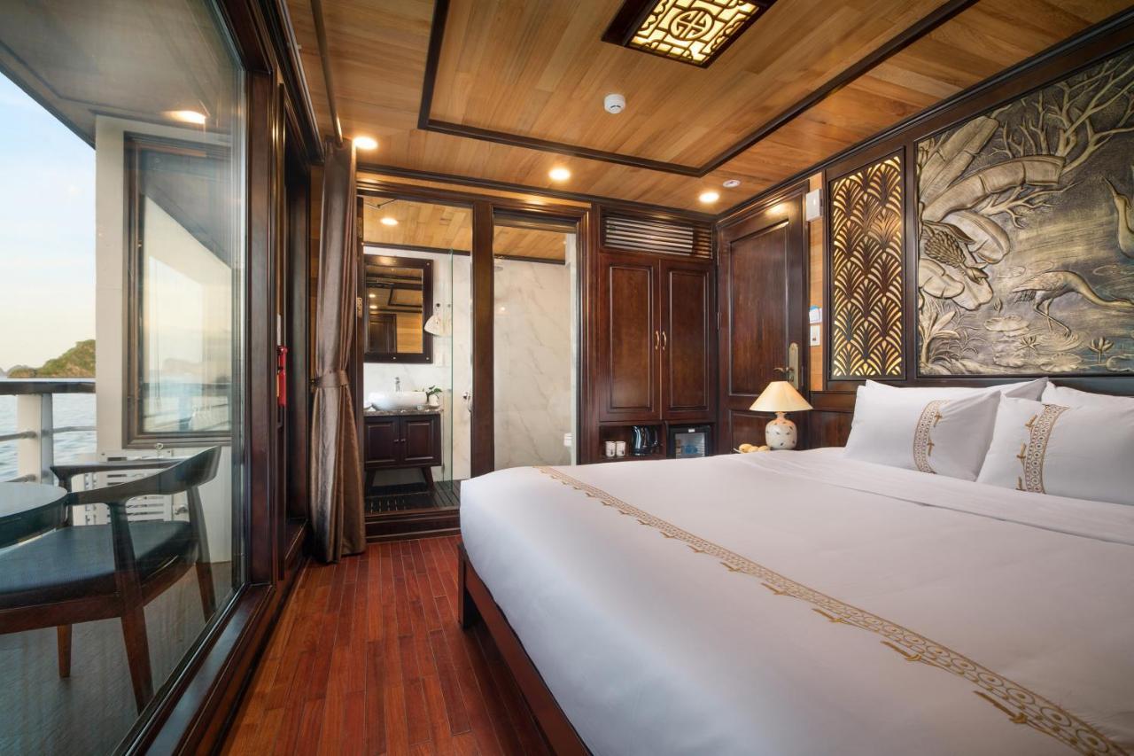 V'spirit Cruise