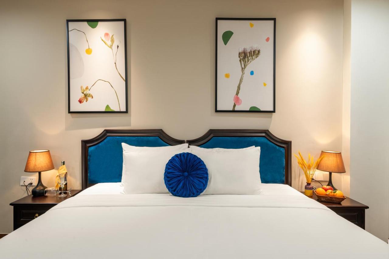 Fiesta Grand And 4* Hà Nội