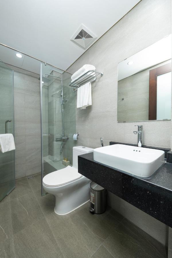 Fiesta Grand And 4* Hanoi