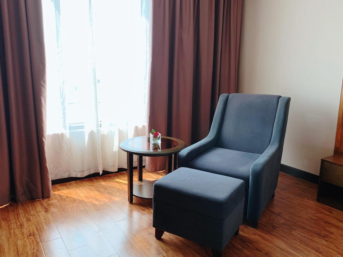 Muong Thanh Luxury Nhat Le Khách sạn