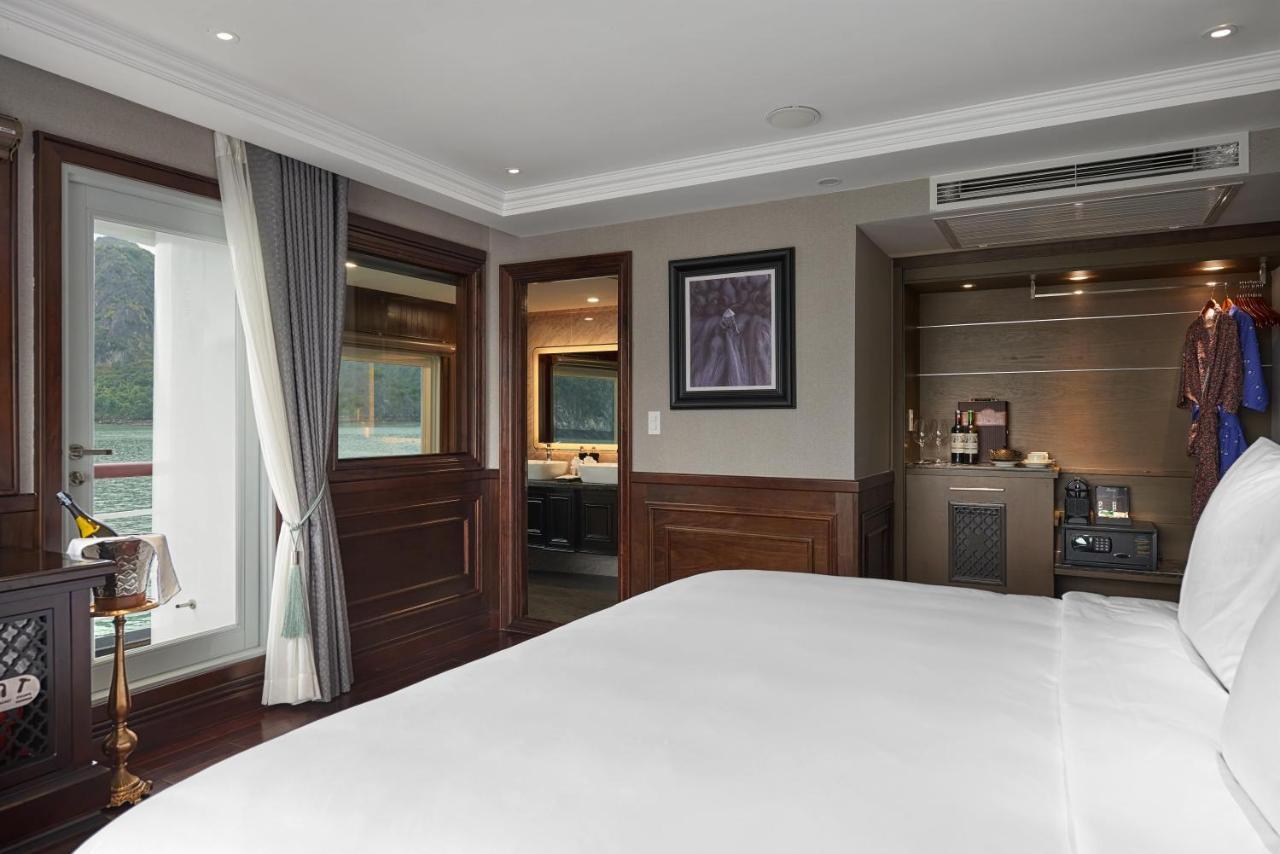Du Thuyền Paradise Grand Vịnh Lan Hạ  Hạ Long