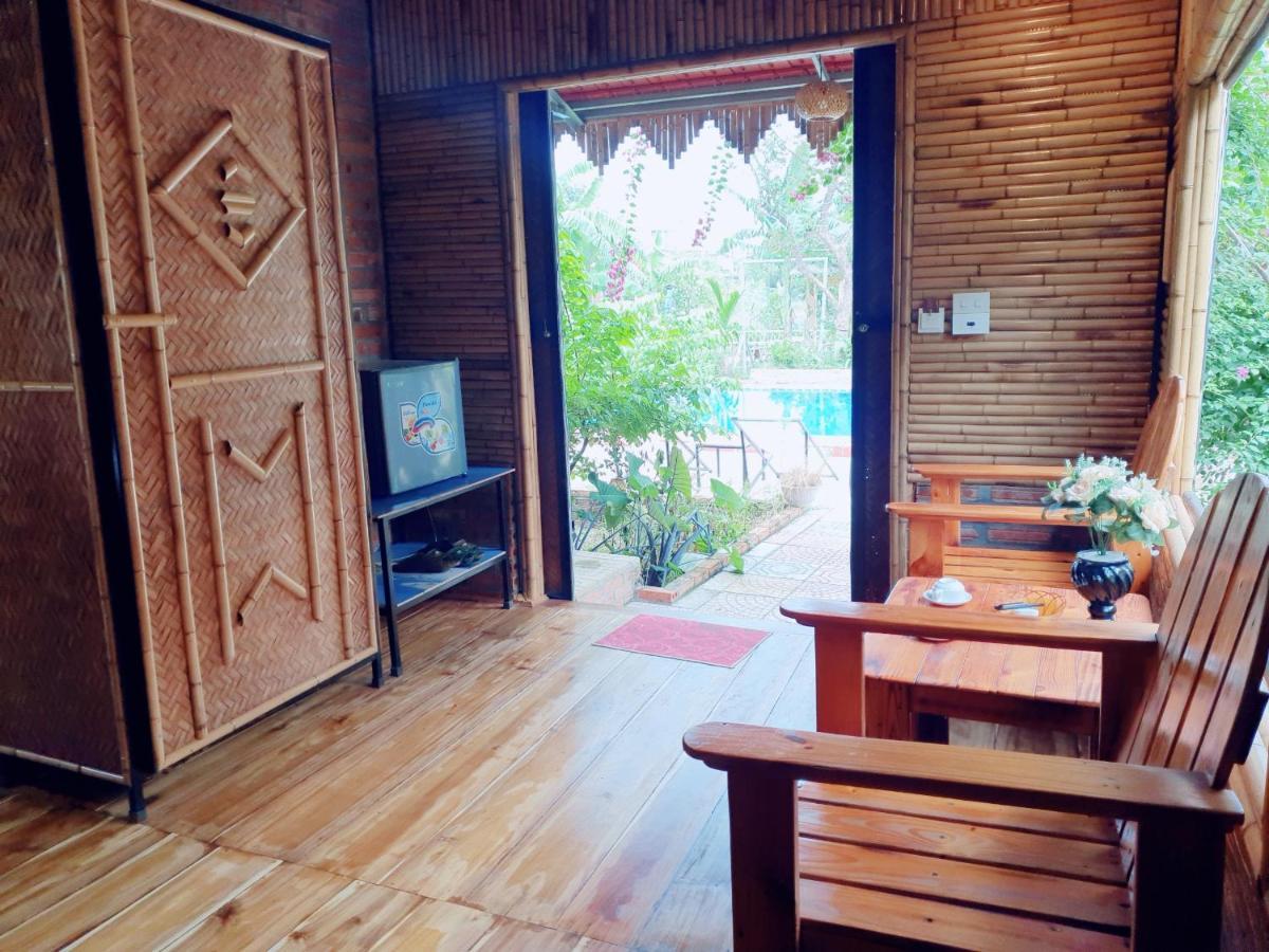 Trang An Quynh Trang Happy & Garden Hotel