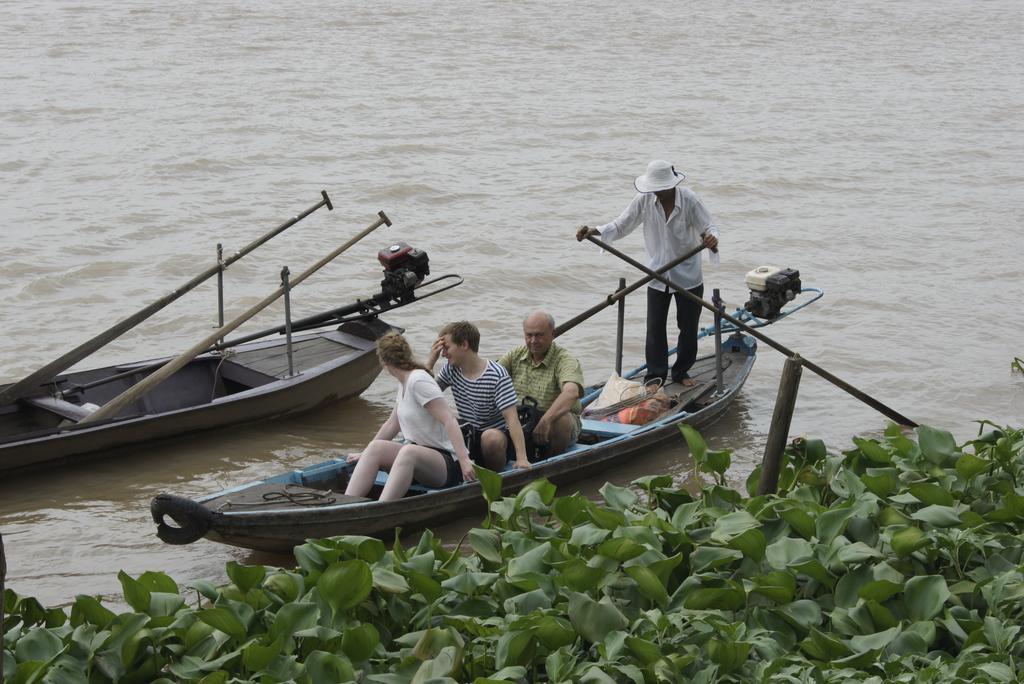 Mekong Riverside Boutique & 4*
