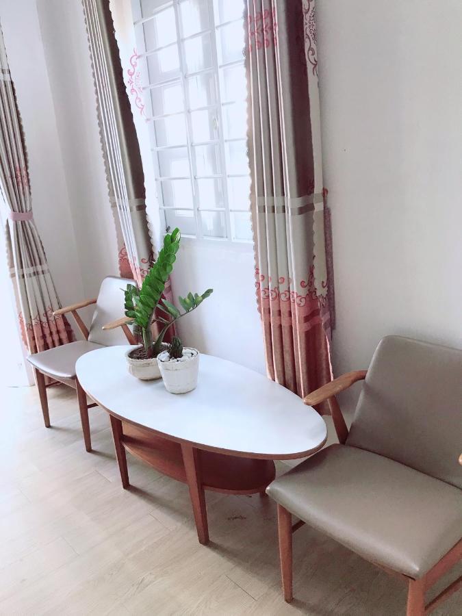 Rose Apartment *
