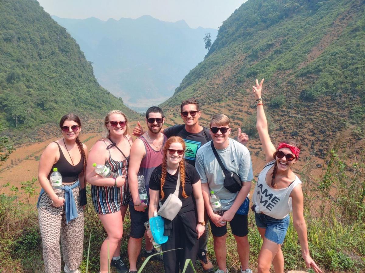 Bed & Breakfast Safari & Motorbikes Ha Giang